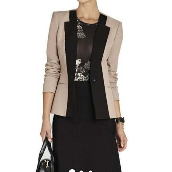 BCBGMaxAzria Jackets & Blazers - 🔵BCBGMAXAZRIA "ROWE" Blazer